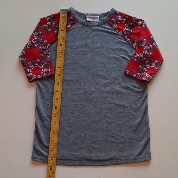 Lularoe Disney 6 Donald Duck Sloan t-shirt - Picture 6 of 7